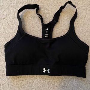black under armor sports bra